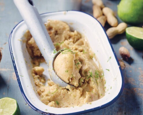 recette végétalienne glace banane-cacahuète salée