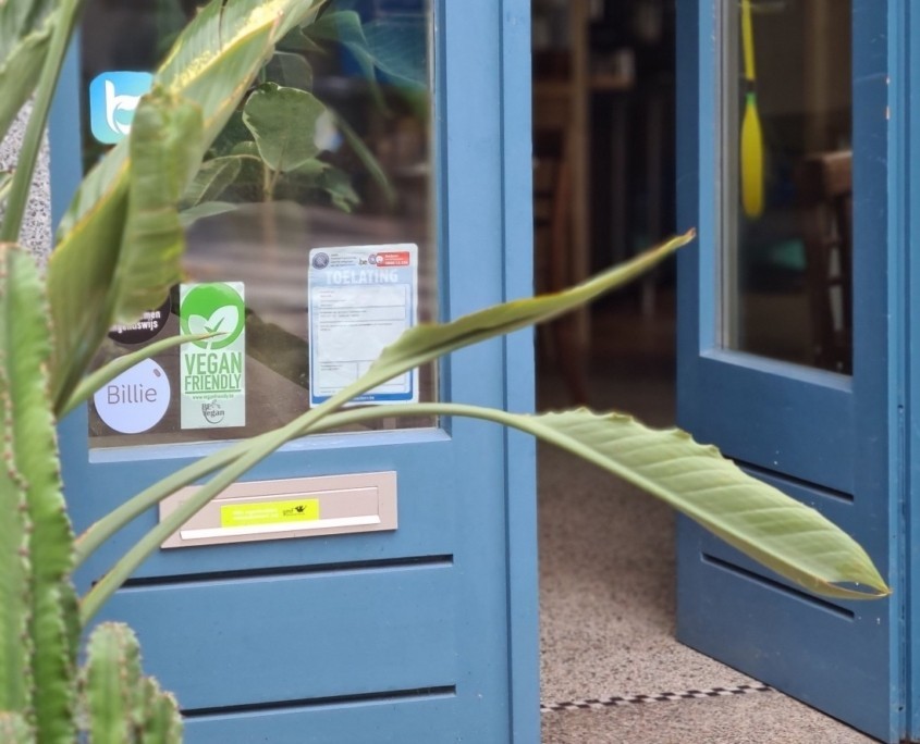 vegan-friendly sticker BE Vegan