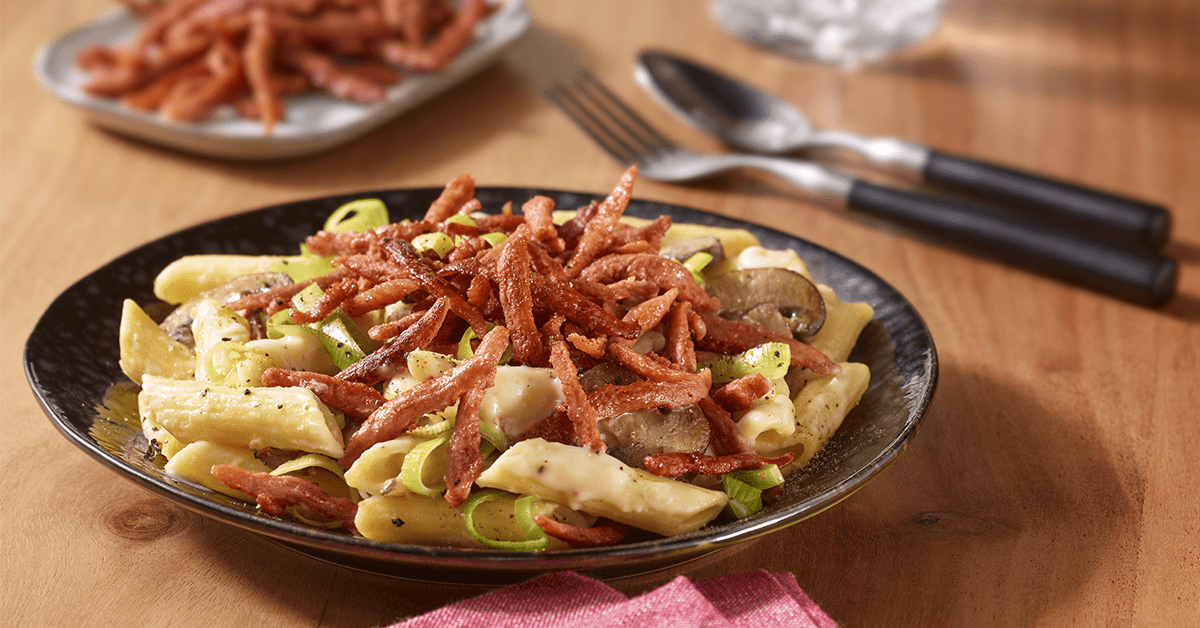 Penne 'Carbonara' met vegan spekjes